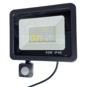 REFLECTOR 50W LED CON SENSOR MOVIMIENTO CUBULL