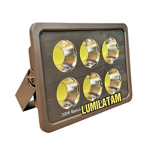 Increíble Reflector COB 300W de 30,000 lúmenes con tecnología Chip on Board para exteriores